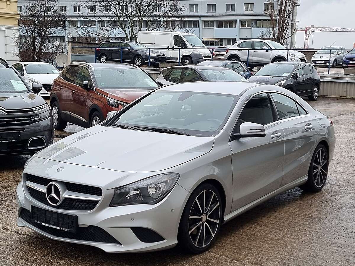 Mercedes-Benz CLA 200
