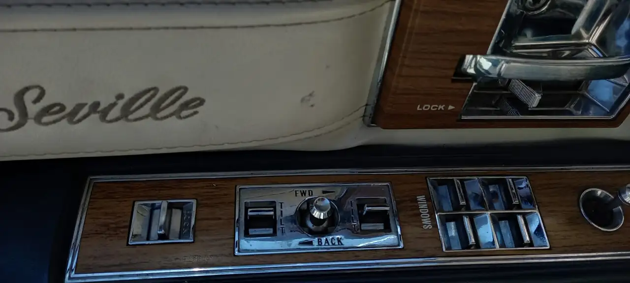 Cadillac Seville Commemorative Edition, foto 3