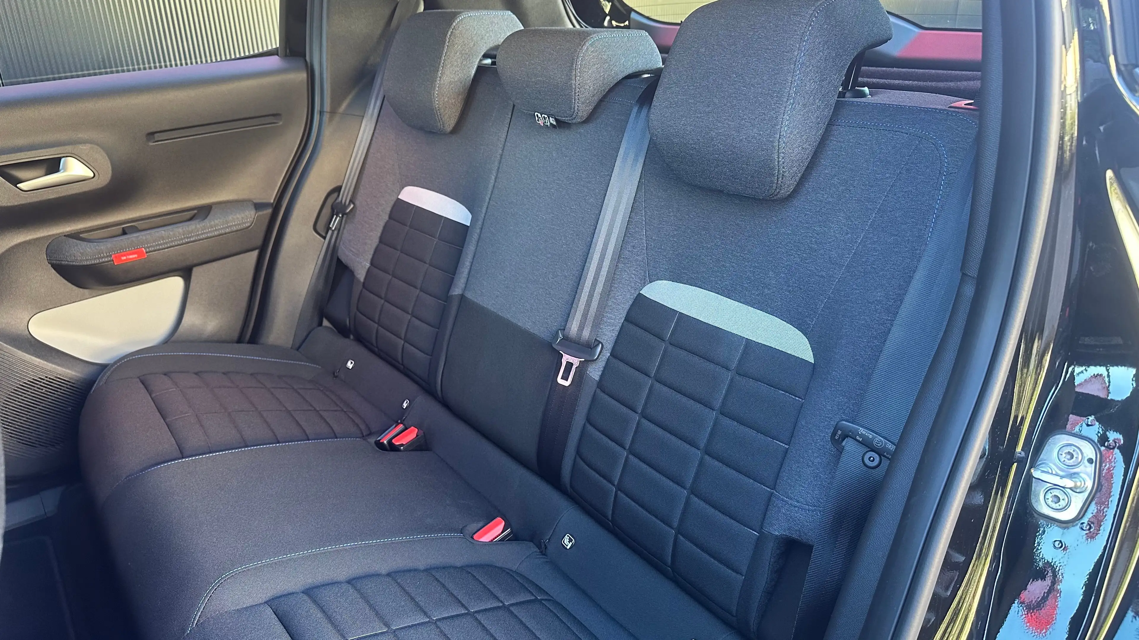 Citroen E-C3 Business 113pk Comfort Range 44 kWh | Apple Carpla — photo 33