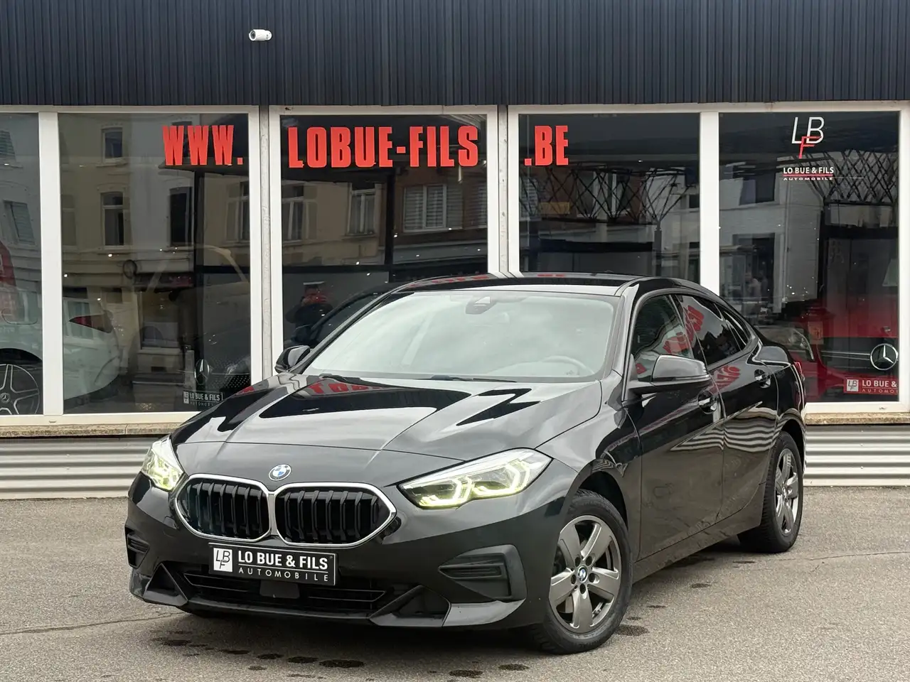 BMW 216