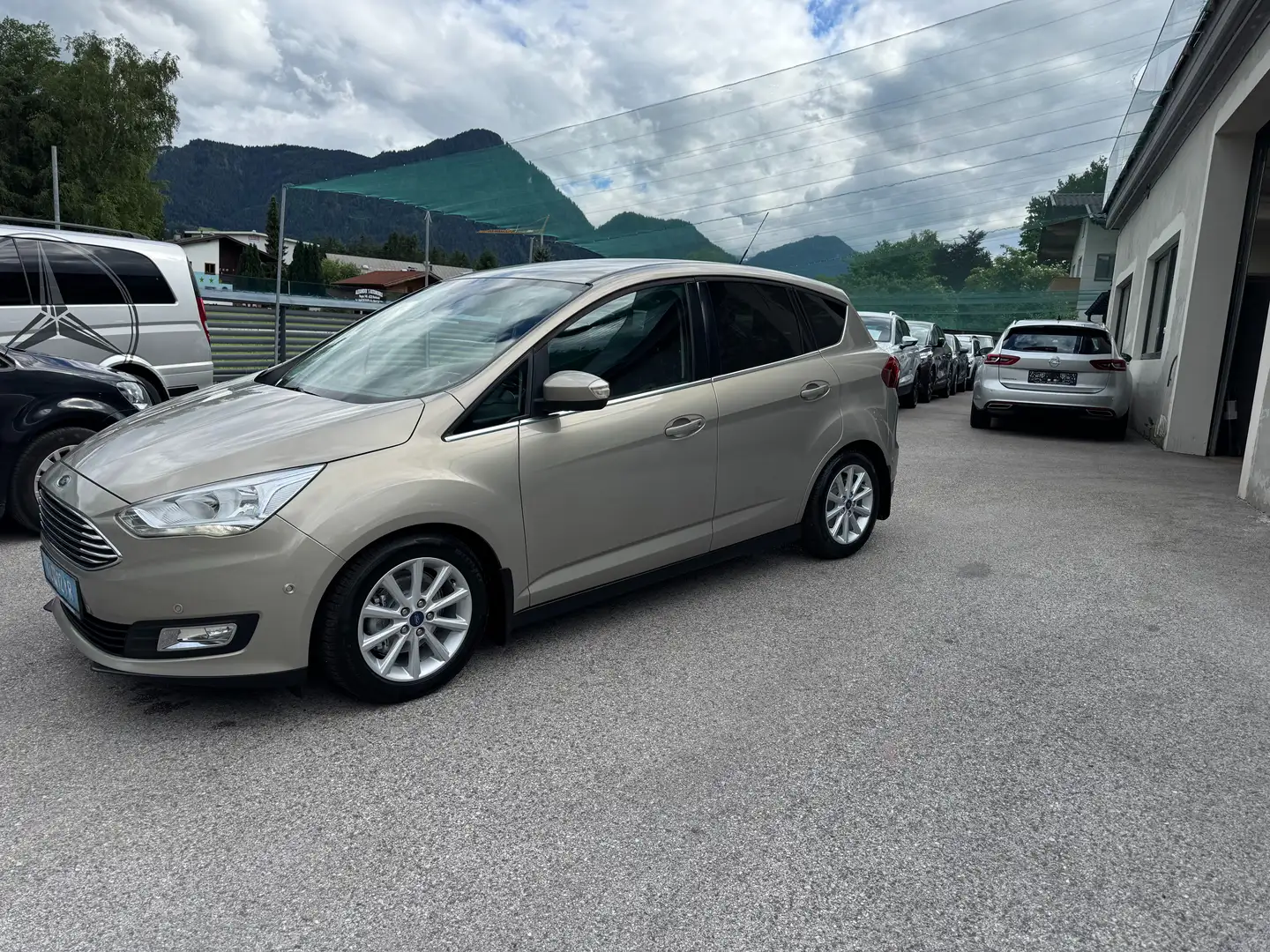 Ford C-Max Titanium Beige - 1