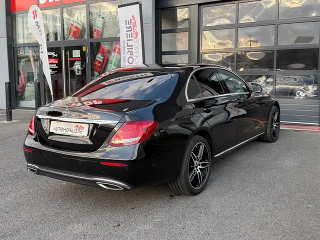 Mercedes-Benz E-Class view 5