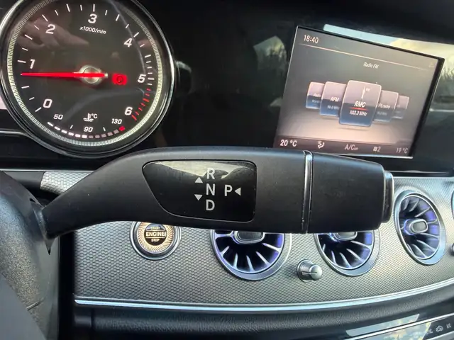 Mercedes-Benz E-Class view 17