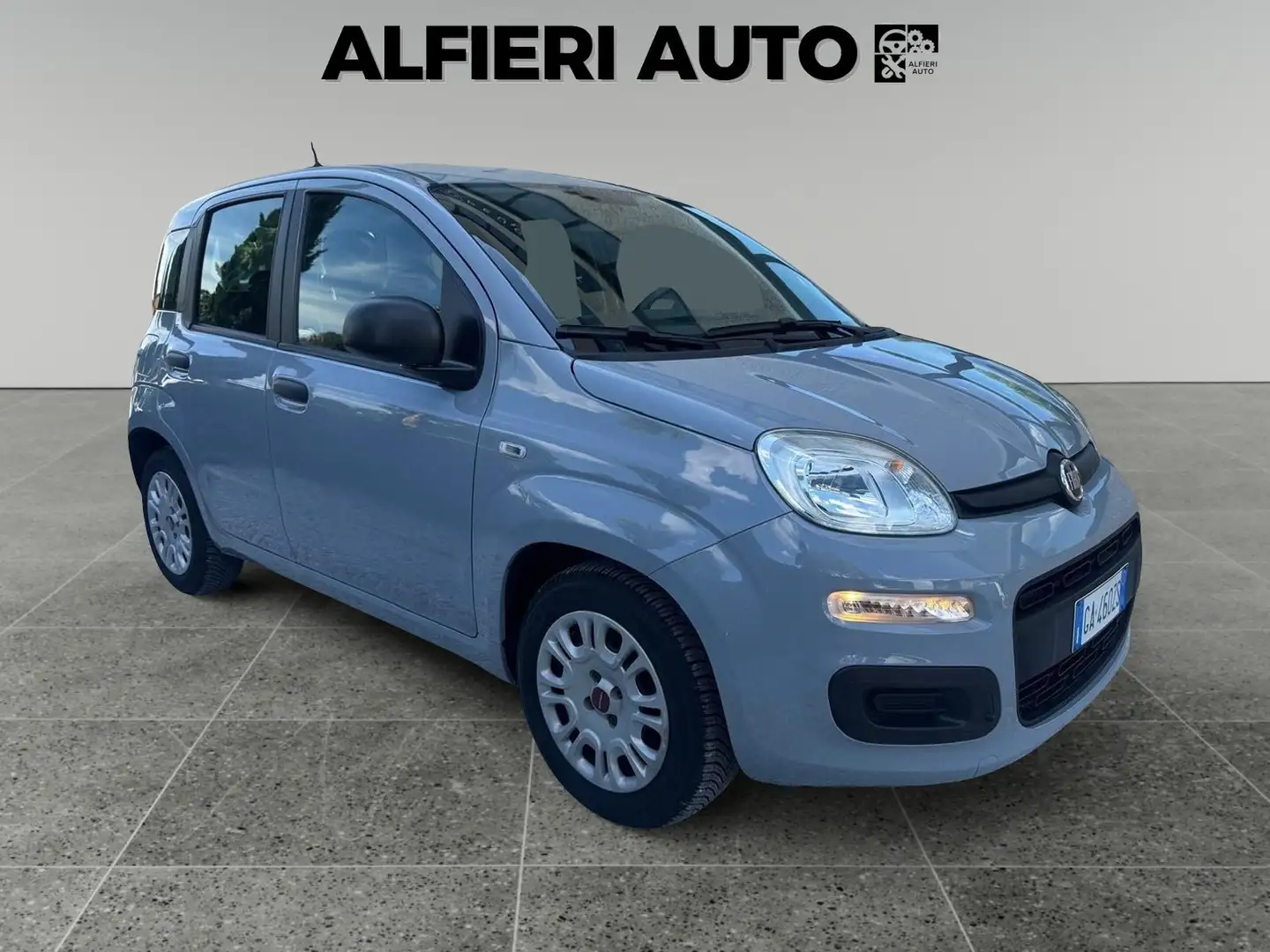 Fiat Panda 1.0 FireFly Hybrid 70cv MT6 Easy - 5 posti Grijs - 1