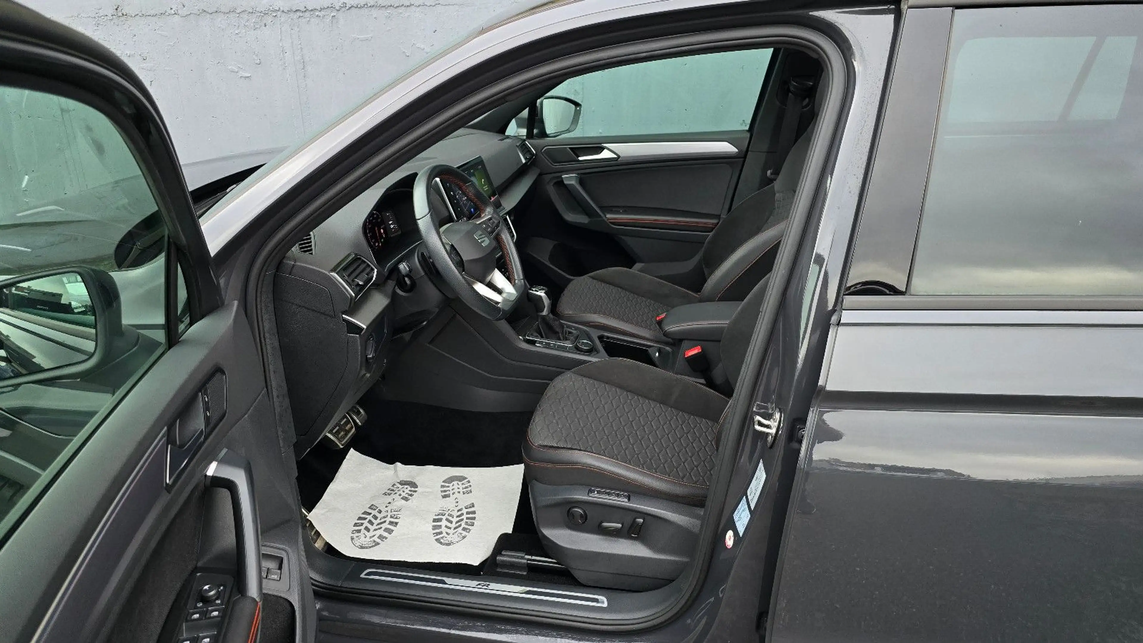SEAT Tarraco 1.4 e-HYBRID FR DSG Pano/ACC/DCC/360*/19 — photo 6