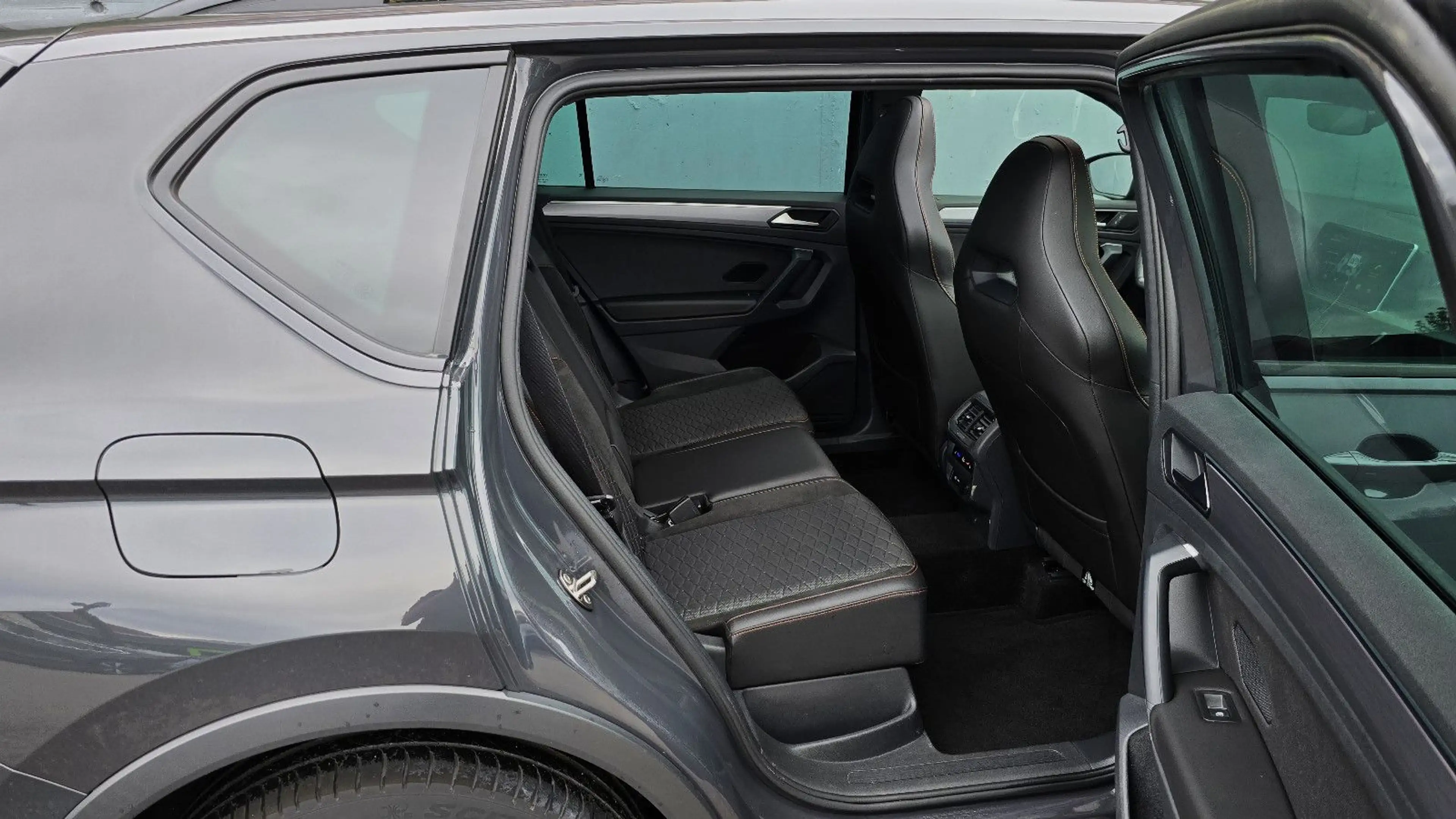 SEAT Tarraco 1.4 e-HYBRID FR DSG Pano/ACC/DCC/360*/19 — photo 9