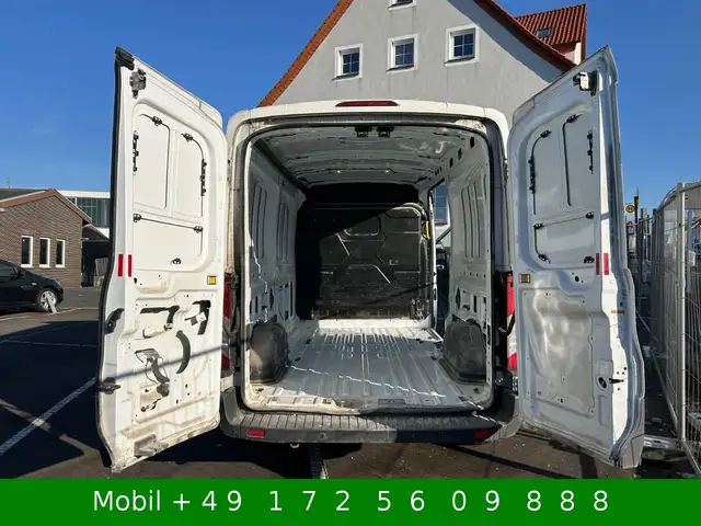 Ford Transit view 3