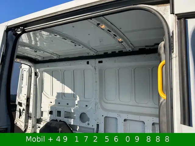 Ford Transit view 8
