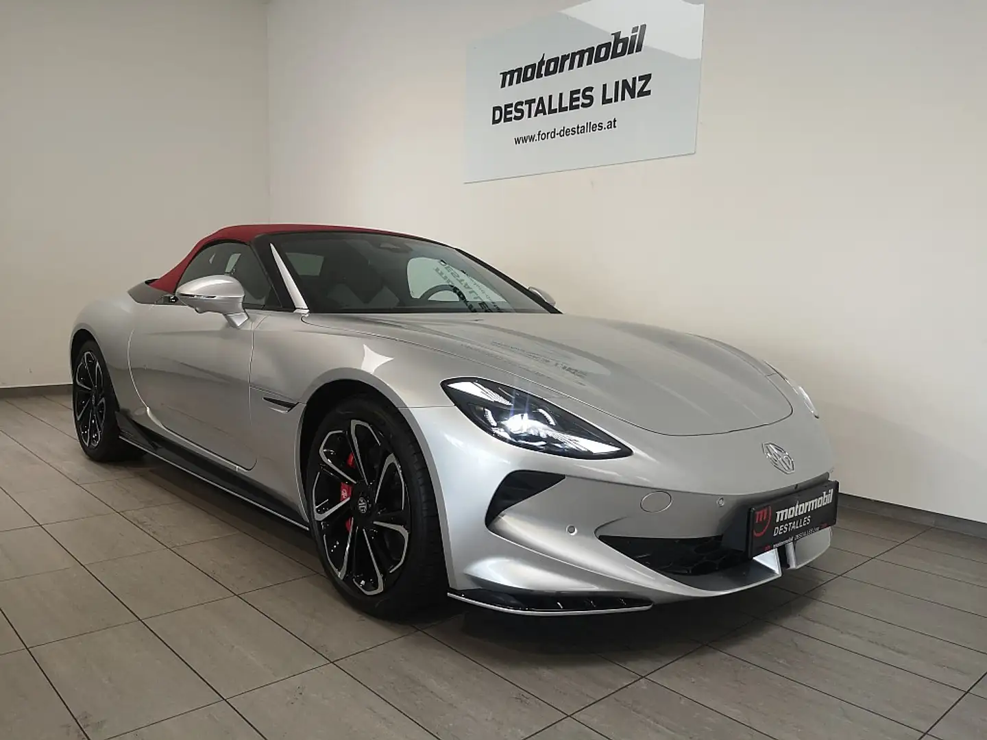 MG Cyberster 77kWh GT Ezüst - 1