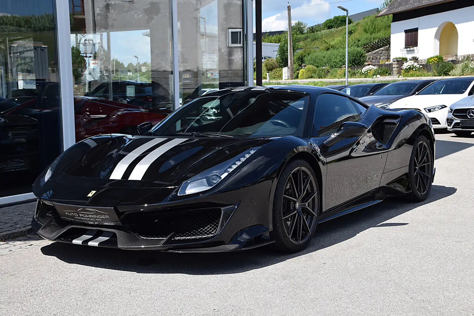 Ferrari 488 GTB Pista *Full Carbon*Lift*Kamera*Stripe*4-Poi... Schwarz - 2