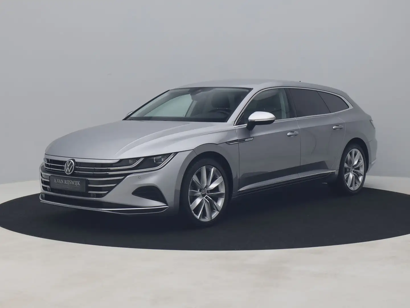 Volkswagen Arteon 1.4 TSI eHybrid Shooting Brake Elegance Business+ Zilver - 1