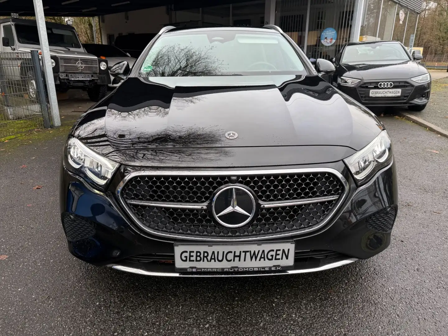 Mercedes-Benz E 200 Avantgarde Panorama Neues Modell Schwarz - 2