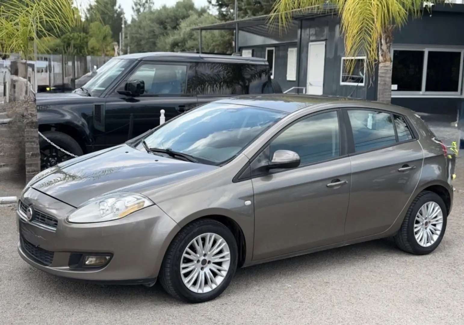 Fiat Bravo 1.6Mjt Emotion 120 MTA Gris - 1