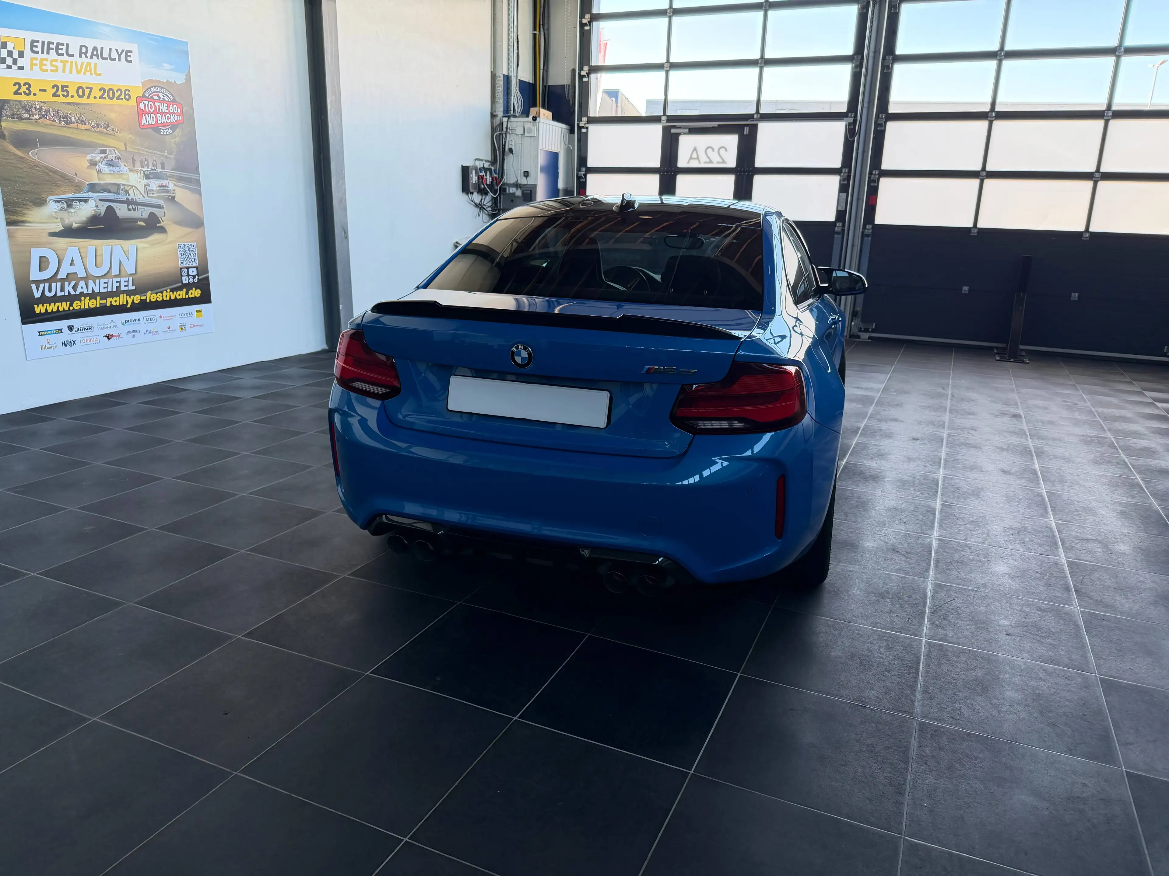 BMW M2 CS — photo 14