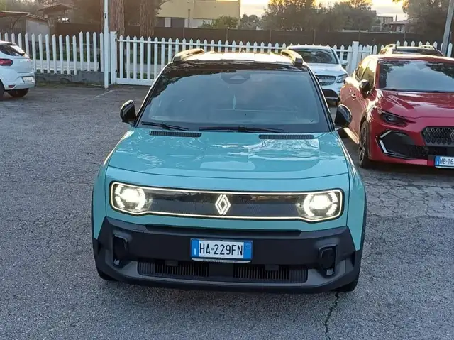 Renault R 4 Renault 4 E-Tech E-Tech Techno comfort range 150cv