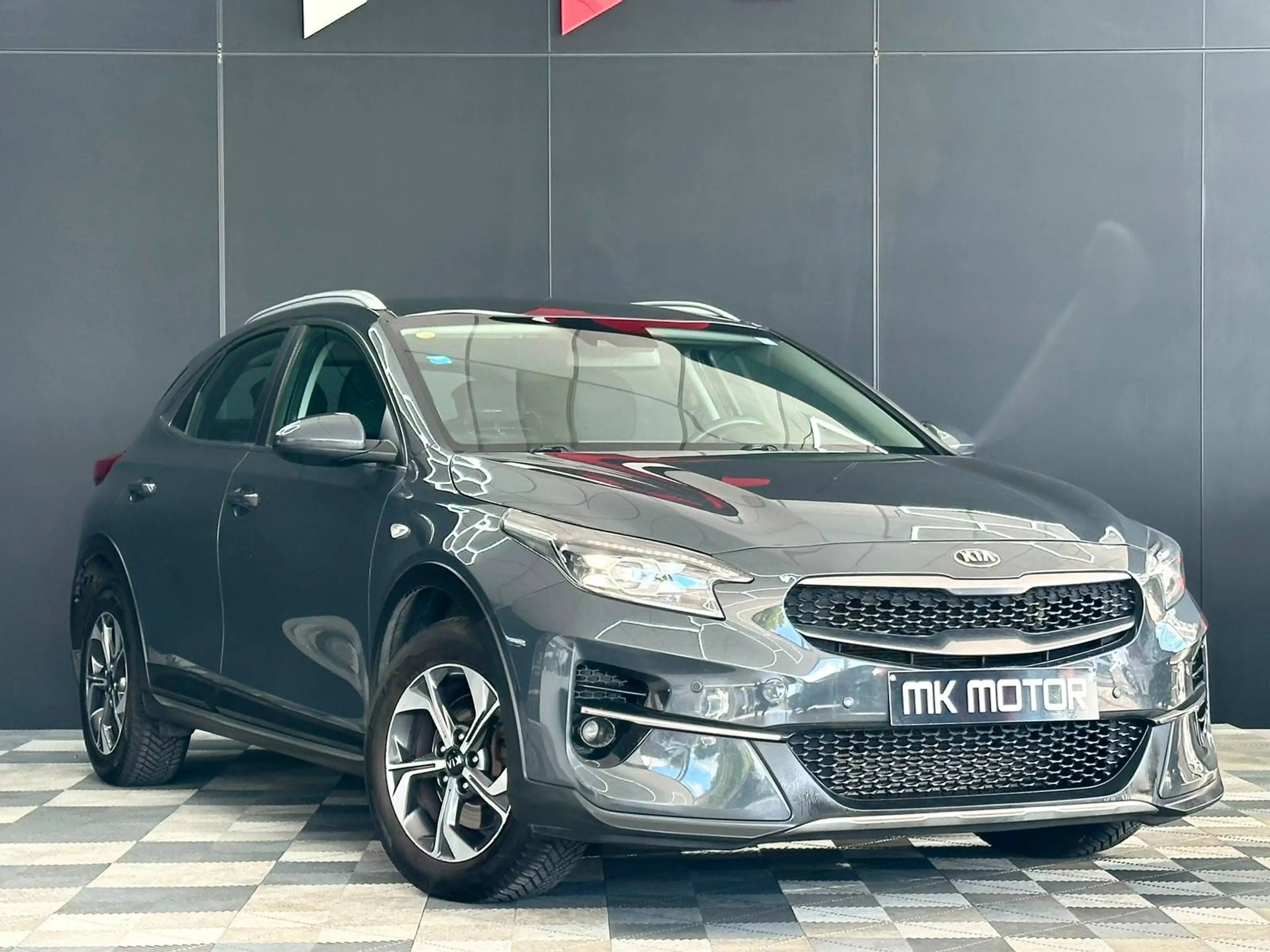 Kia Ceed / cee'd 🟢1.0 ESSENCE 120CV - CAR PLAY - CAMERA — photo 2