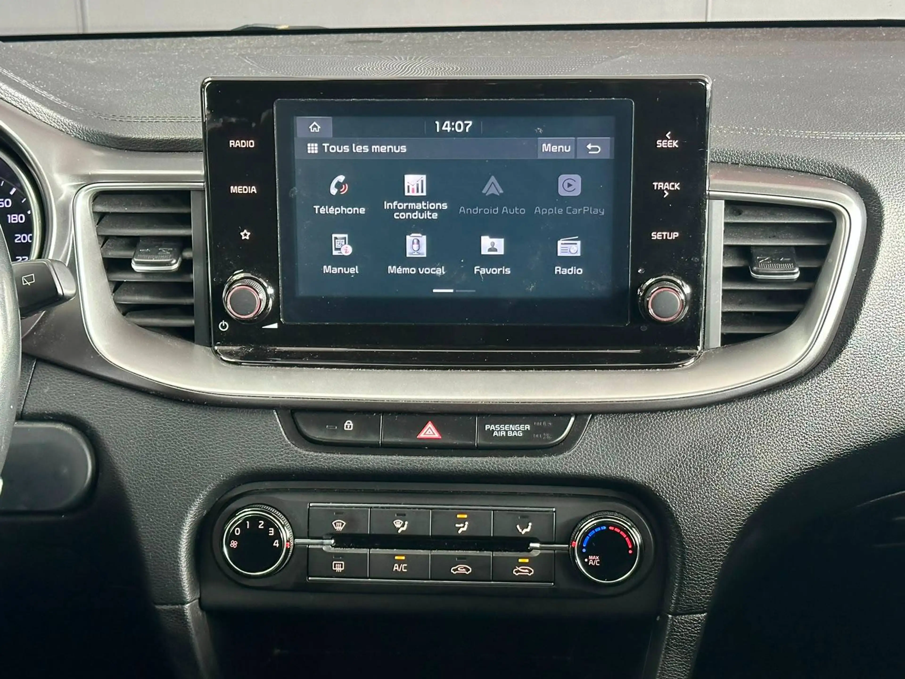 Kia Ceed / cee'd 🟢1.0 ESSENCE 120CV - CAR PLAY - CAMERA — photo 12