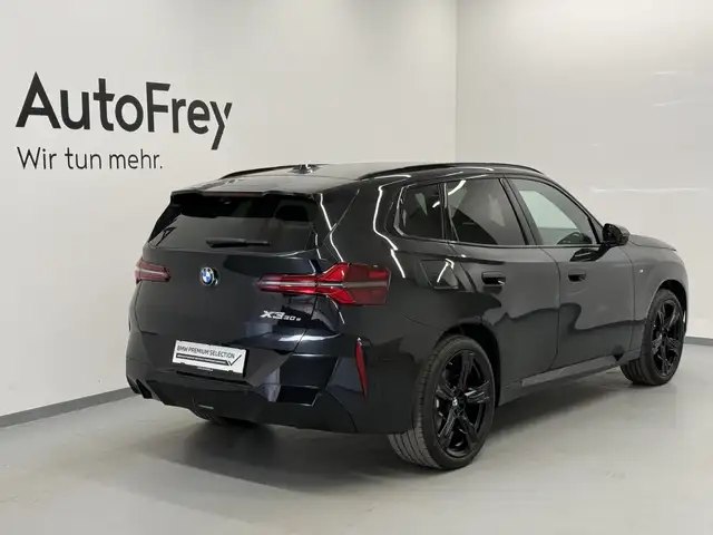 BMW X3 30e xDrive Ansicht 2