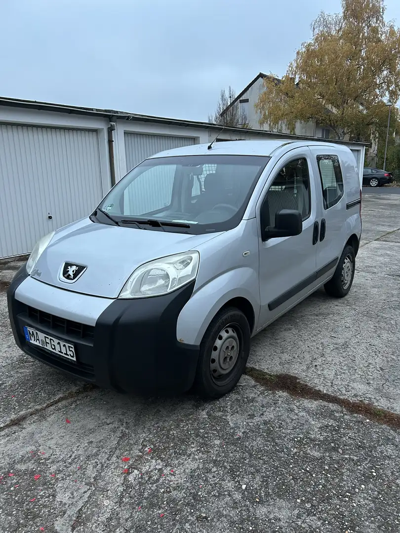 Peugeot Bipper Basis Grau - 1