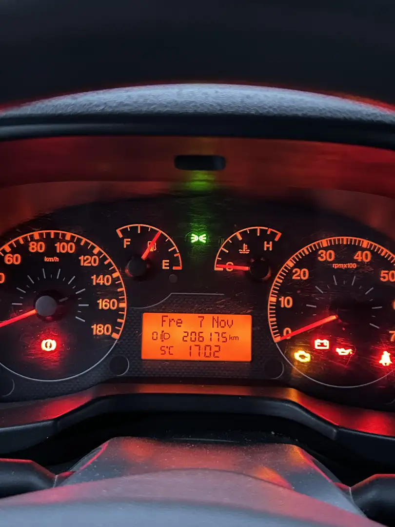 Peugeot Bipper Basis Grau - 2