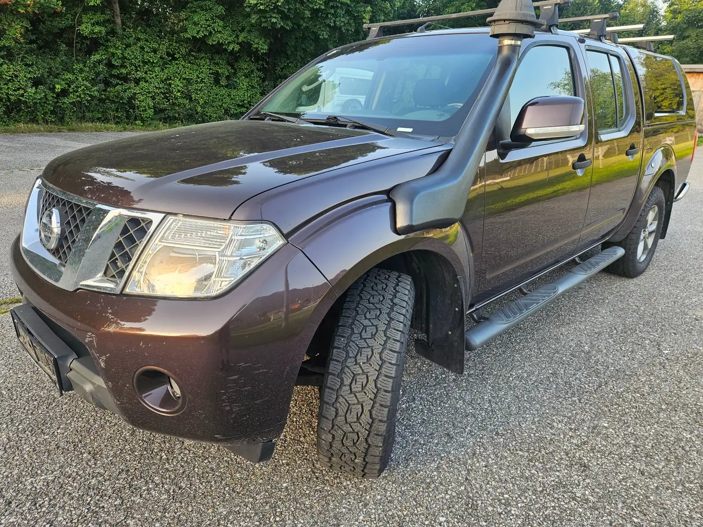Nissan Navara 2,5TD 4X4 EURO5 PERFEKT!FIX PREIS!!!!!!!!! Noir - 1