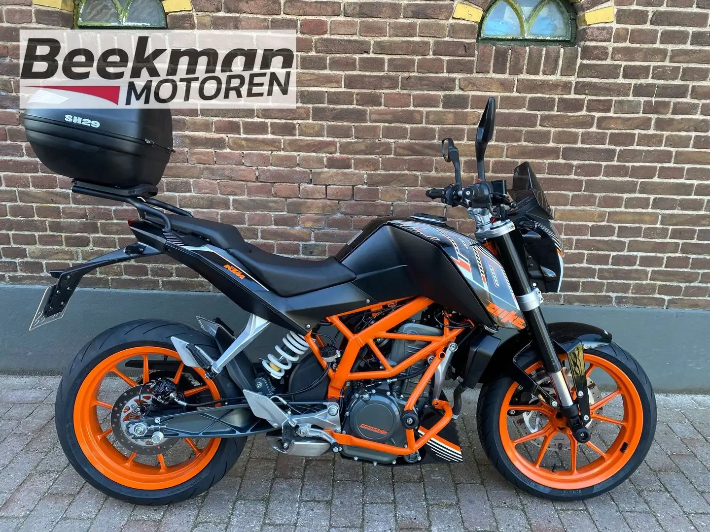 KTM 390 Duke ABS Oranje - 1