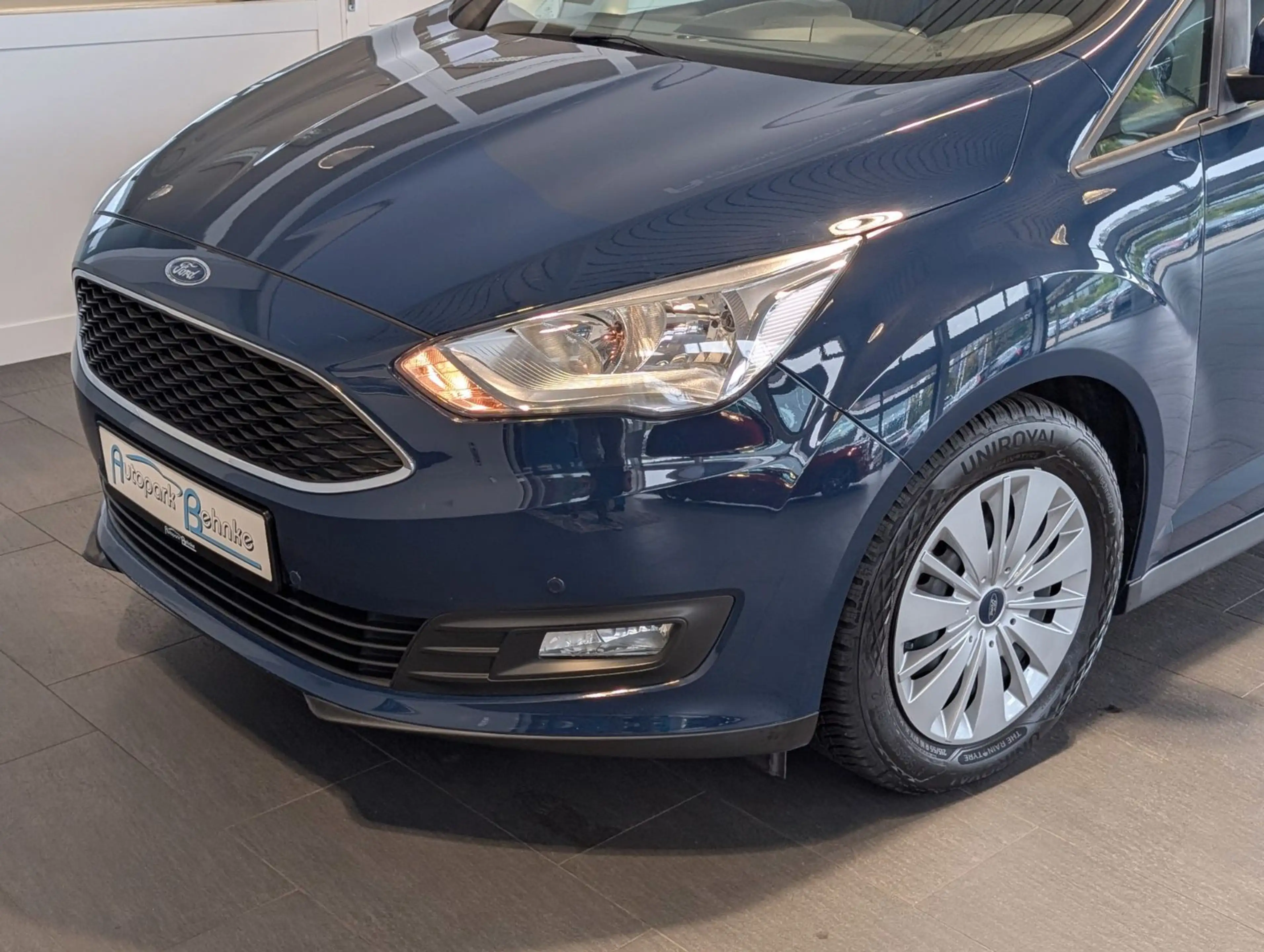 Ford Grand C-Max 1.0 Trend *AHK*Klima*Tempomat*PDC* — photo 5