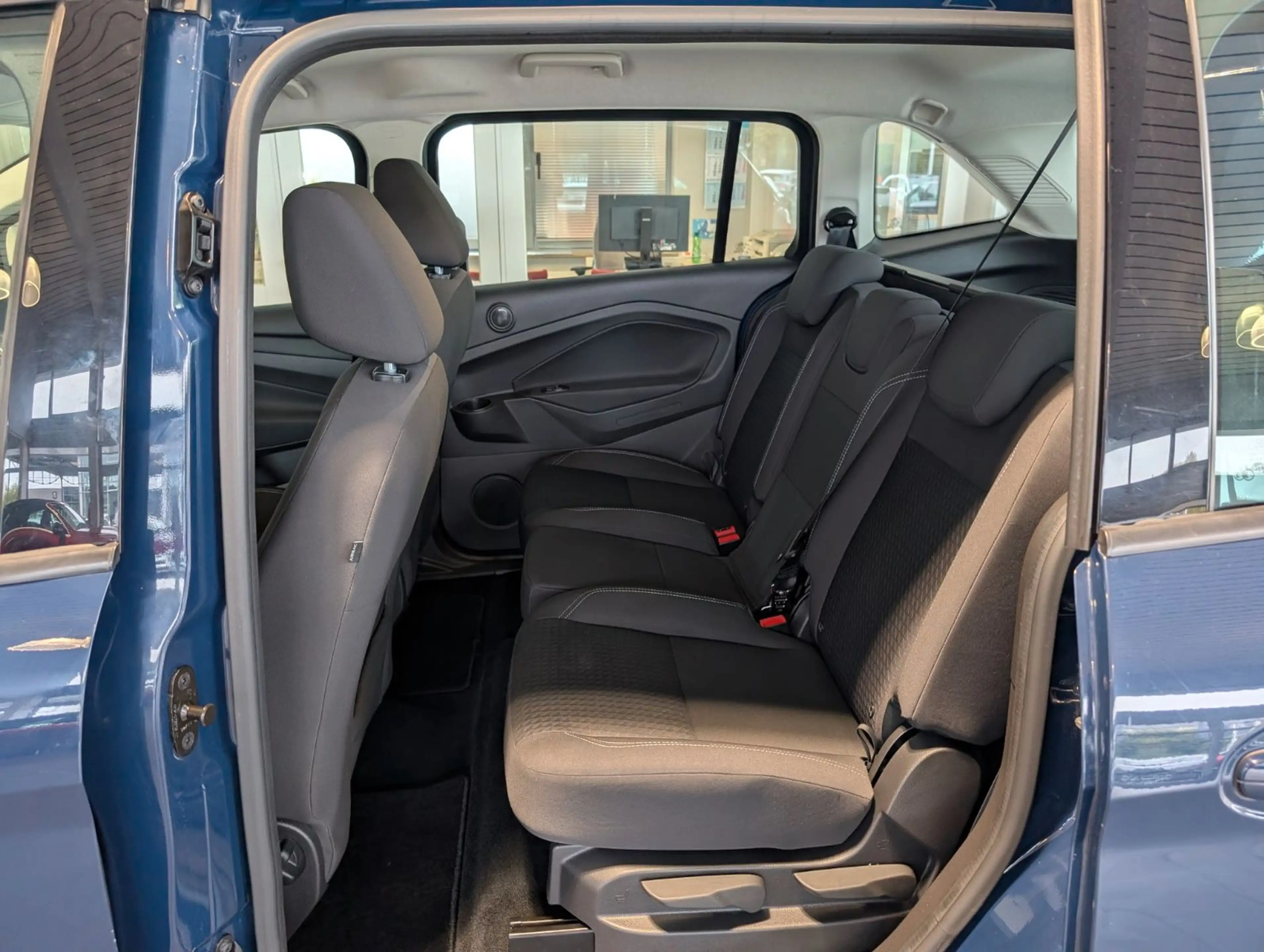 Ford Grand C-Max 1.0 Trend *AHK*Klima*Tempomat*PDC* — photo 8