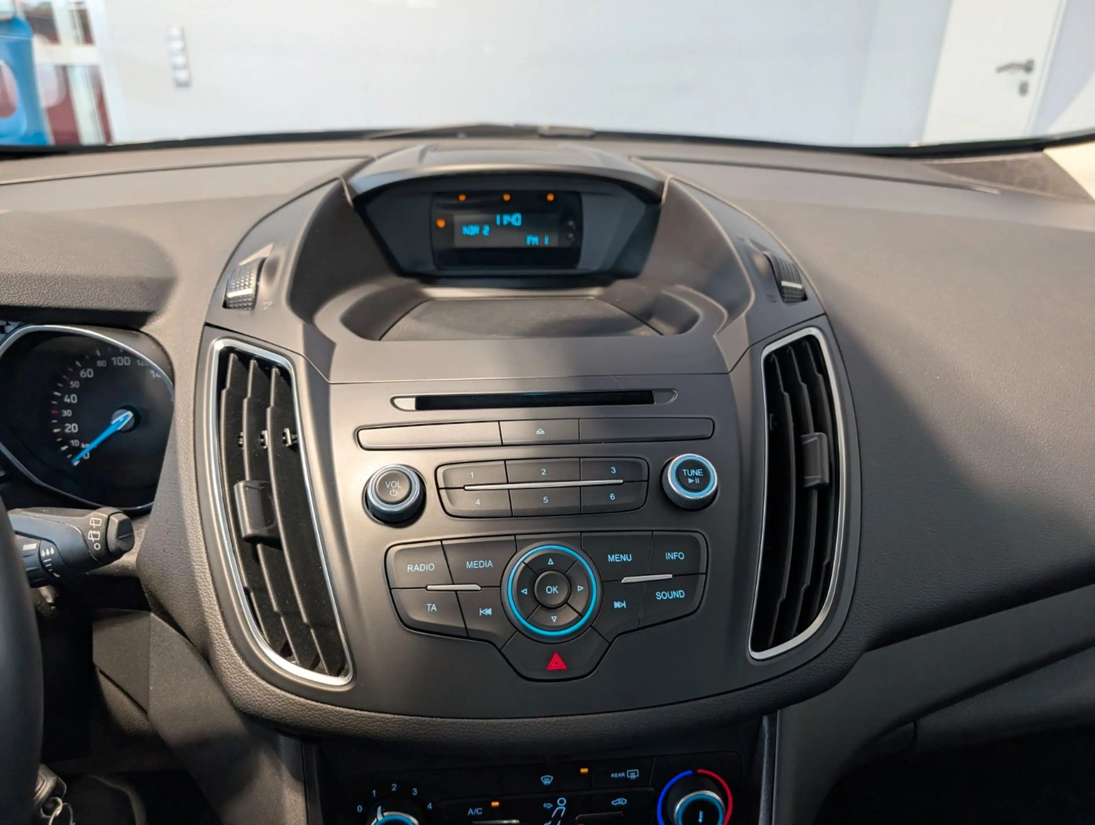 Ford Grand C-Max 1.0 Trend *AHK*Klima*Tempomat*PDC* — photo 14