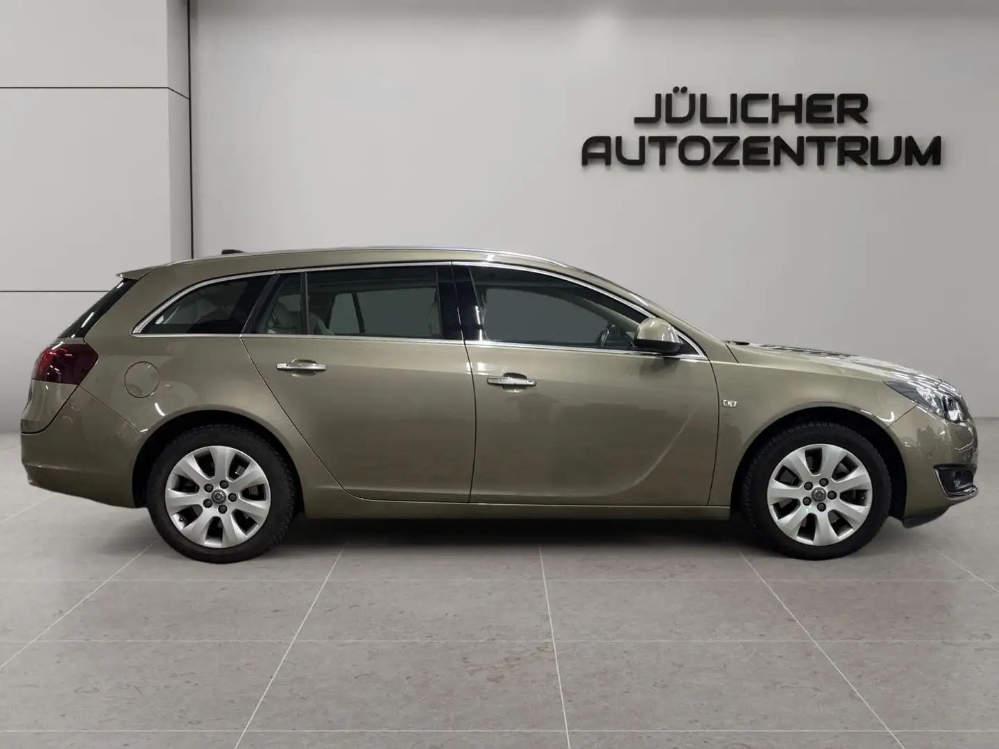 Opel Insignia A Sports Tourer Innovation 4x4 Turbo Beige - 2