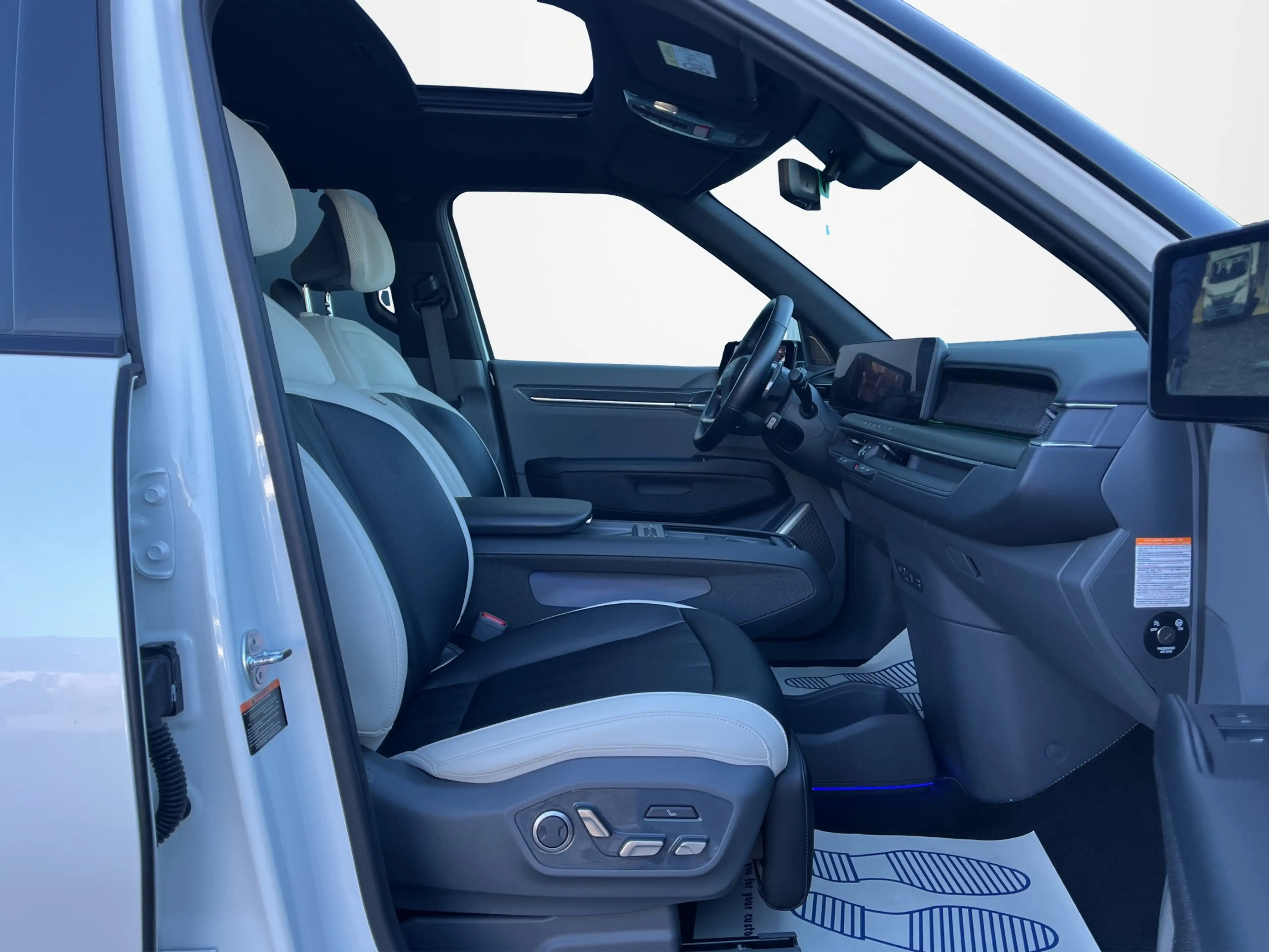 Kia EV9 99.8 kWh AWD GT Line Swivelling (6pl.) — photo 14