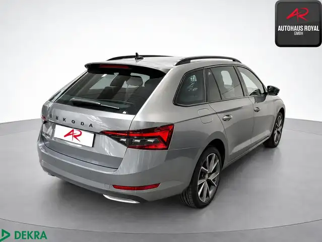 Skoda Superb view 3