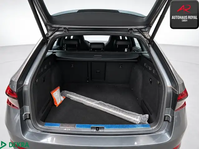 Skoda Superb view 6