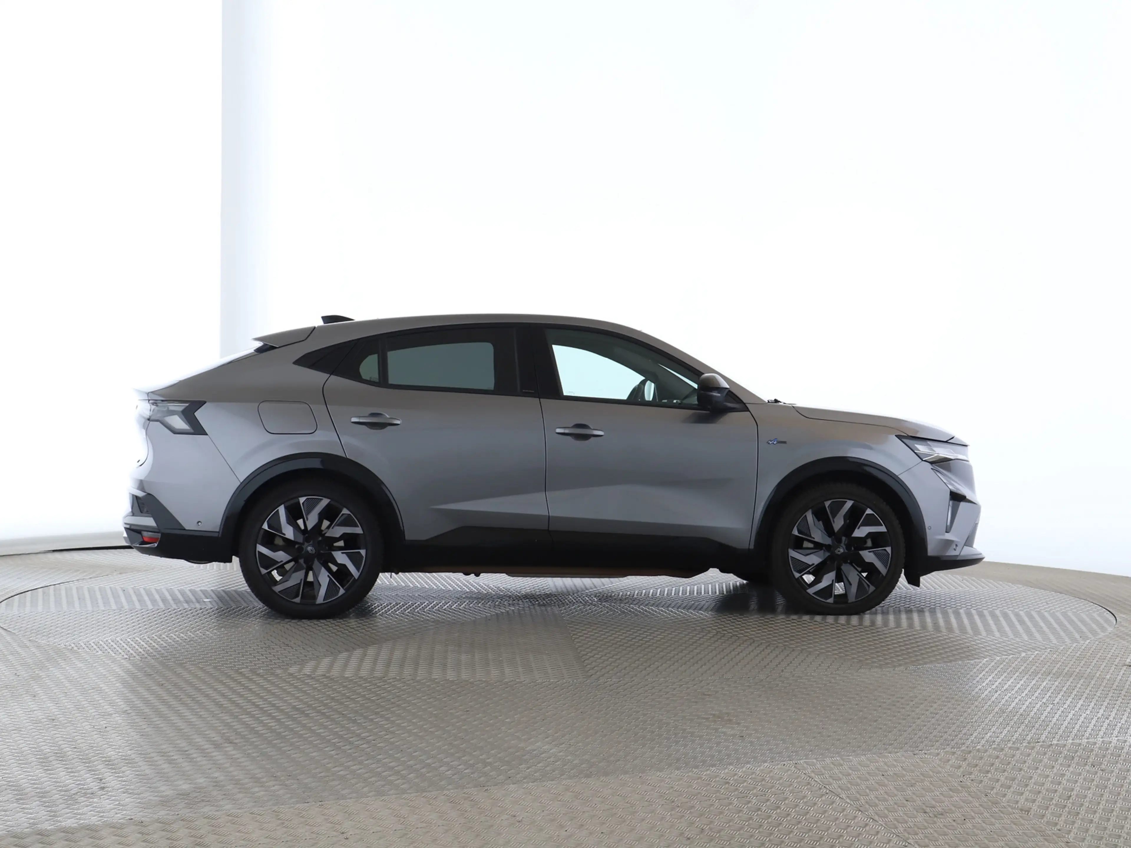 Renault Rafale Esprit Alpine E-Tech Plug-in Hybrid 300 4x4 — photo 8