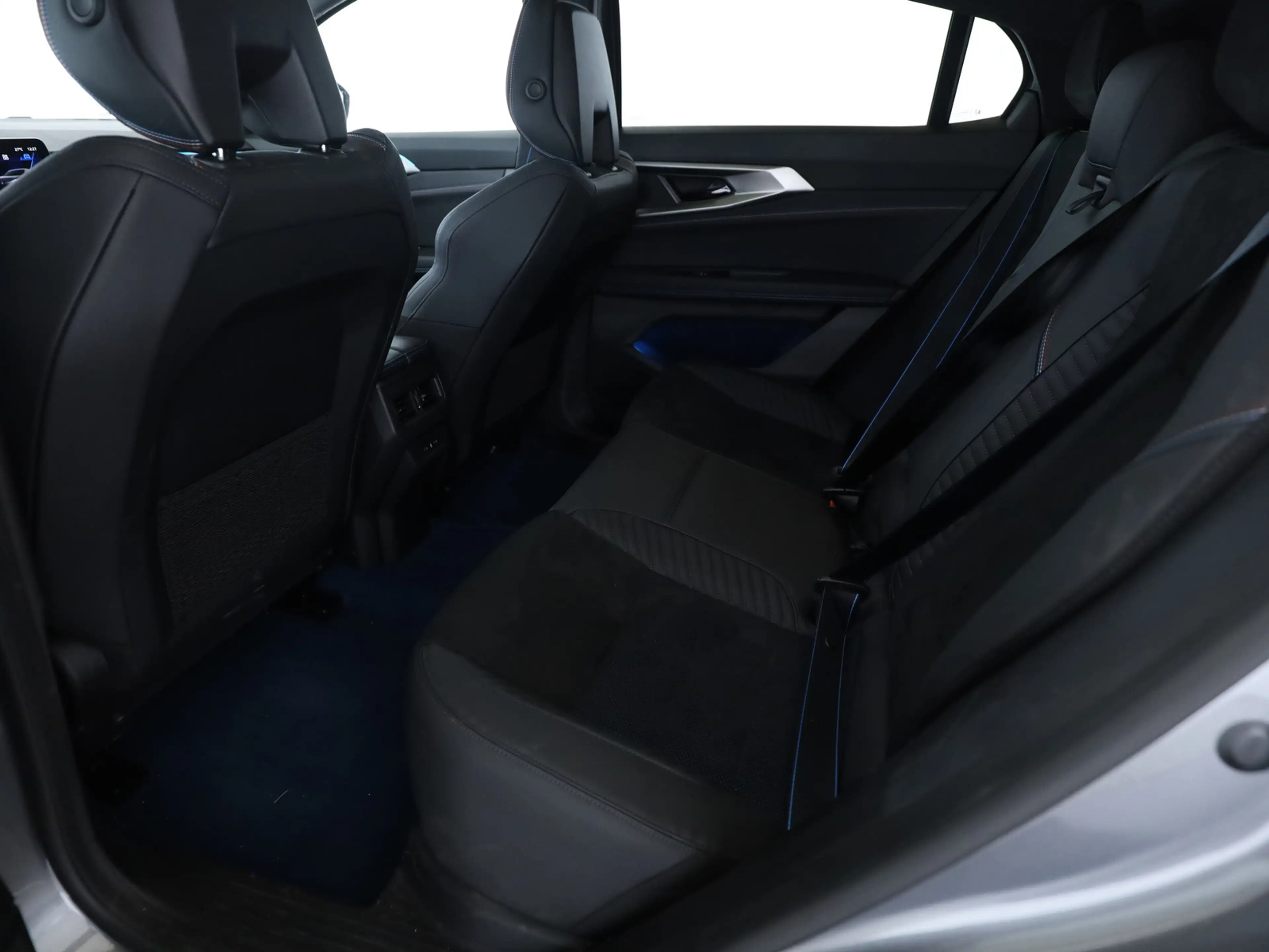 Renault Rafale Esprit Alpine E-Tech Plug-in Hybrid 300 4x4 — photo 12