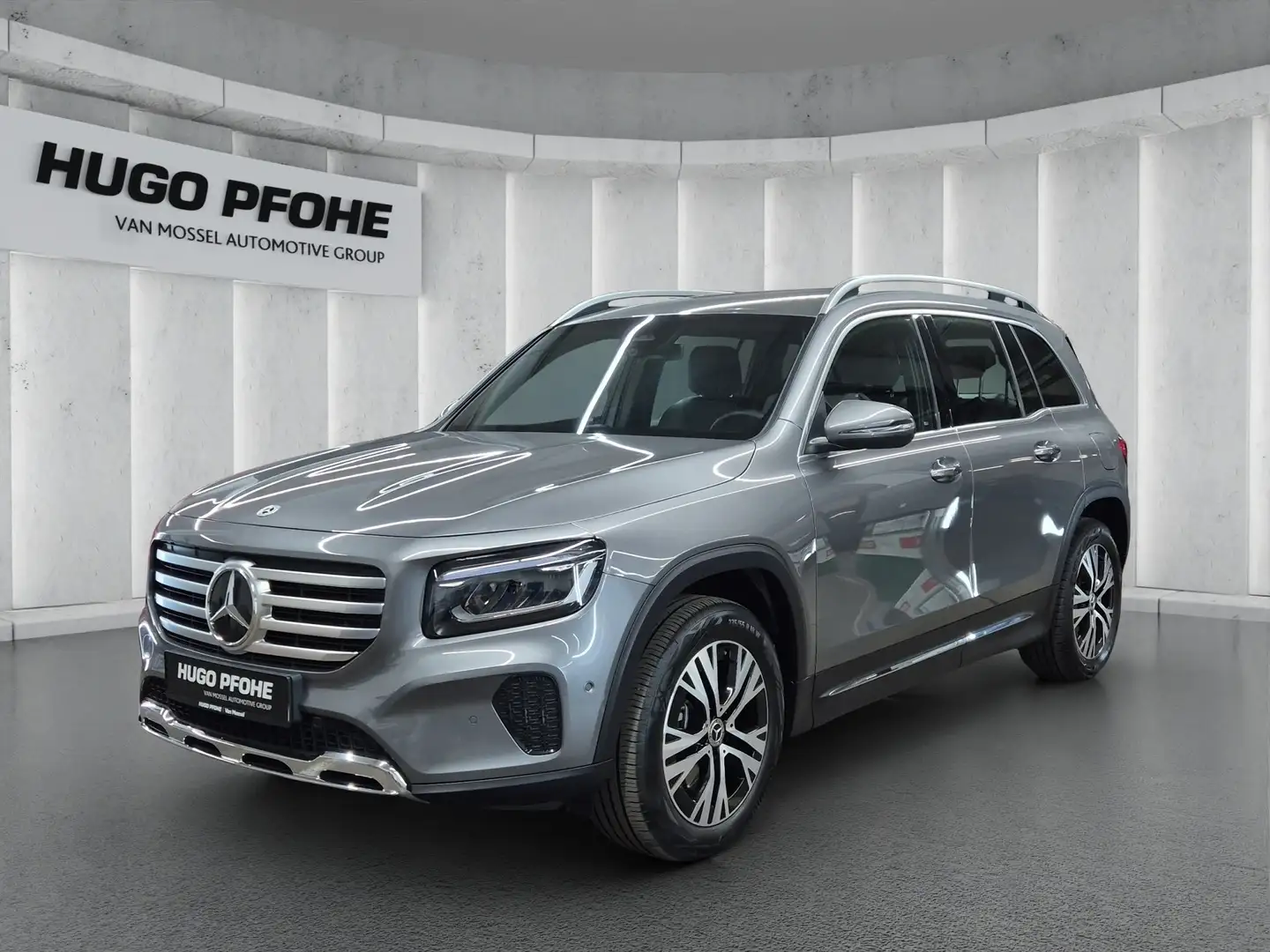 Mercedes-Benz GLB 200 d Progressive Grau - 1