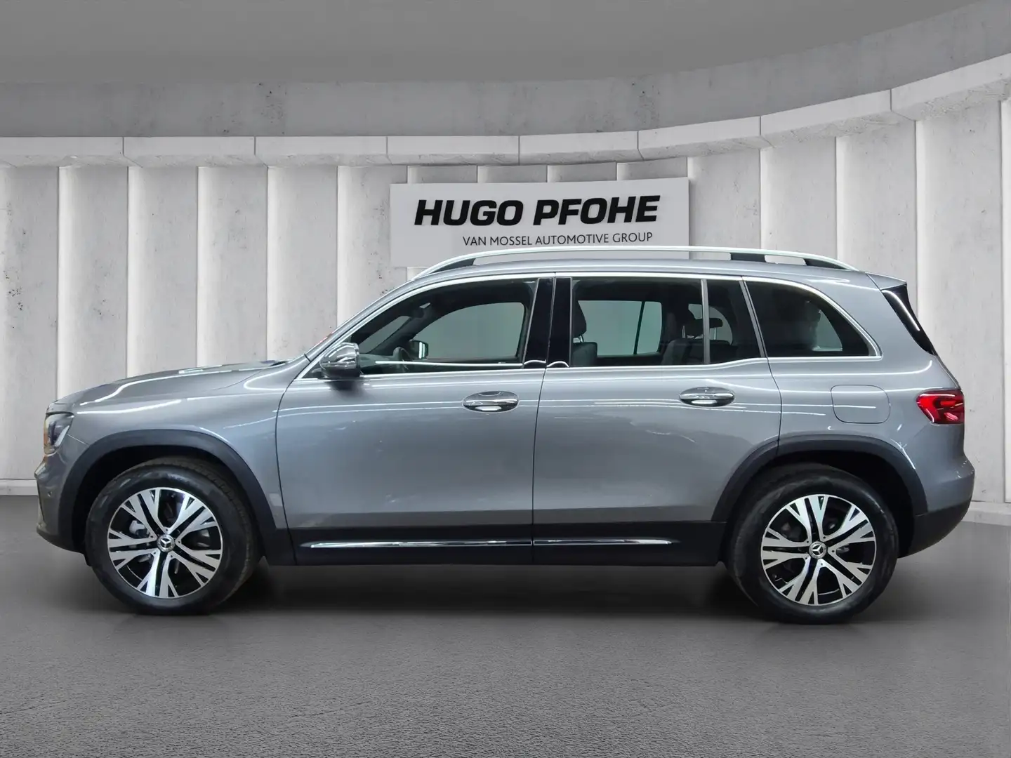 Mercedes-Benz GLB 200 d Progressive Grau - 2