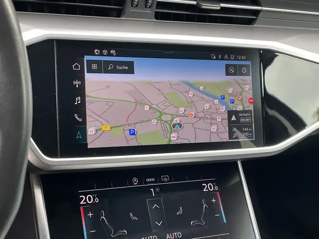 Audi A6 view 13