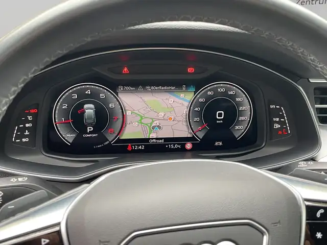Audi A6 view 12
