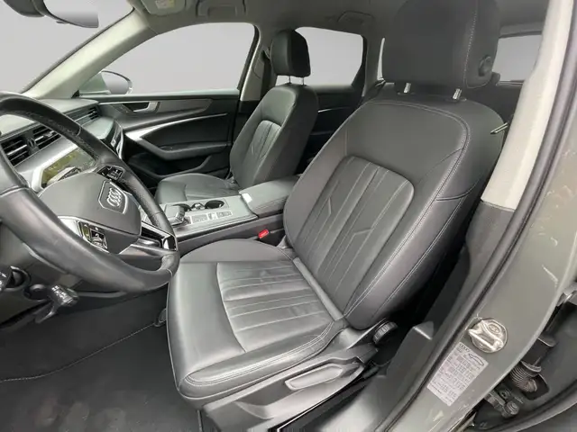 Audi A6 view 10
