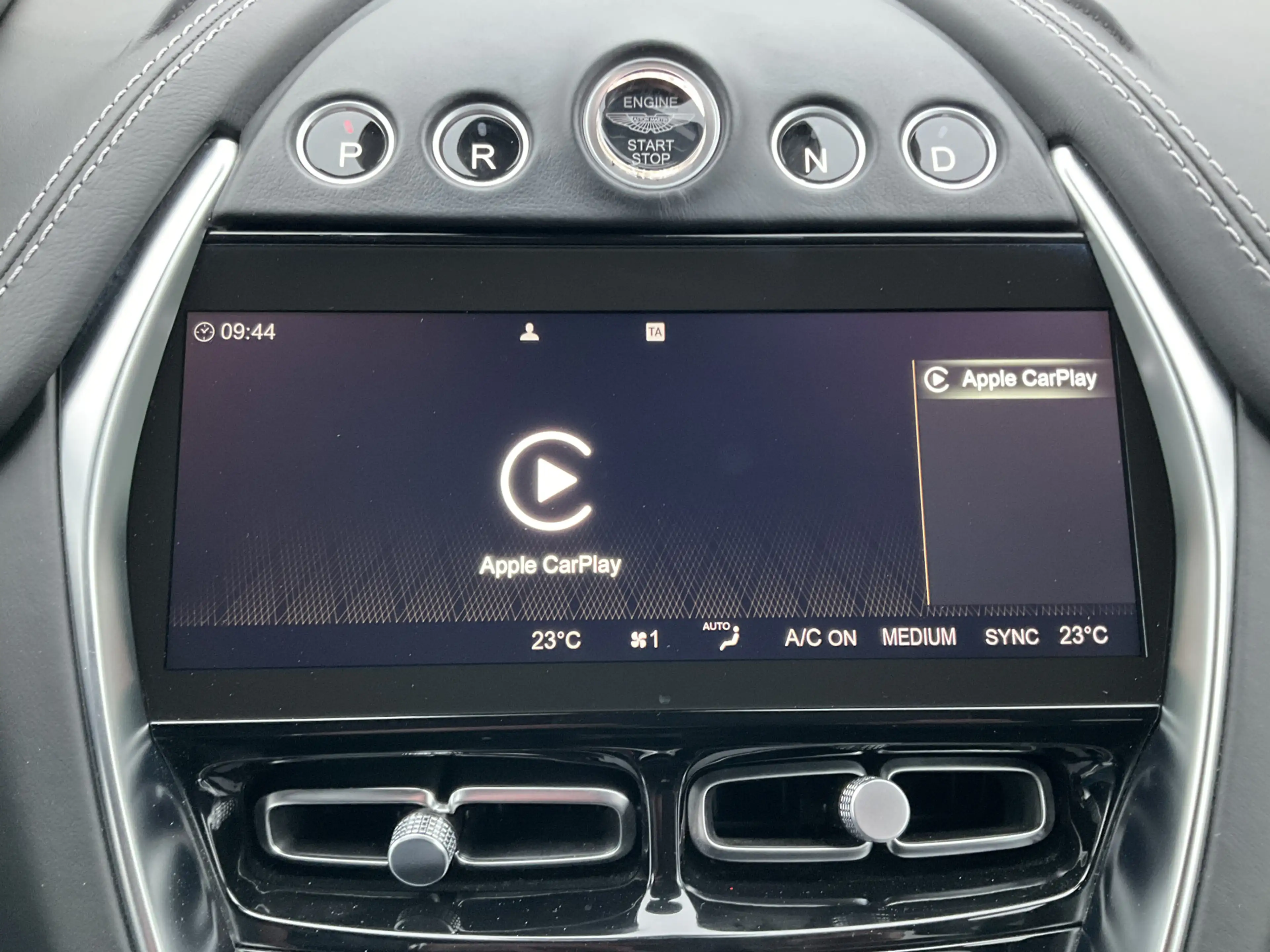 Aston Martin DBX 4.0 V8 360° Memory Stoelverw/koeling Sfeerverl Pan — photo 7
