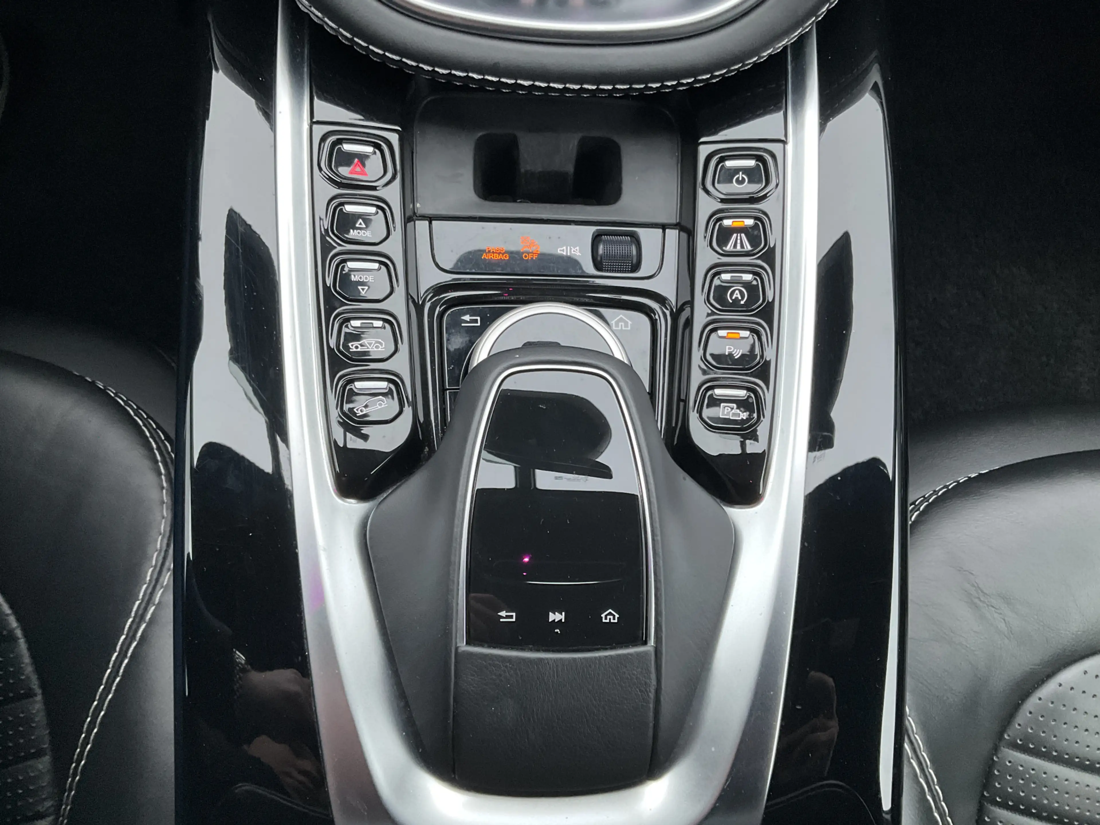 Aston Martin DBX 4.0 V8 360° Memory Stoelverw/koeling Sfeerverl Pan — photo 10