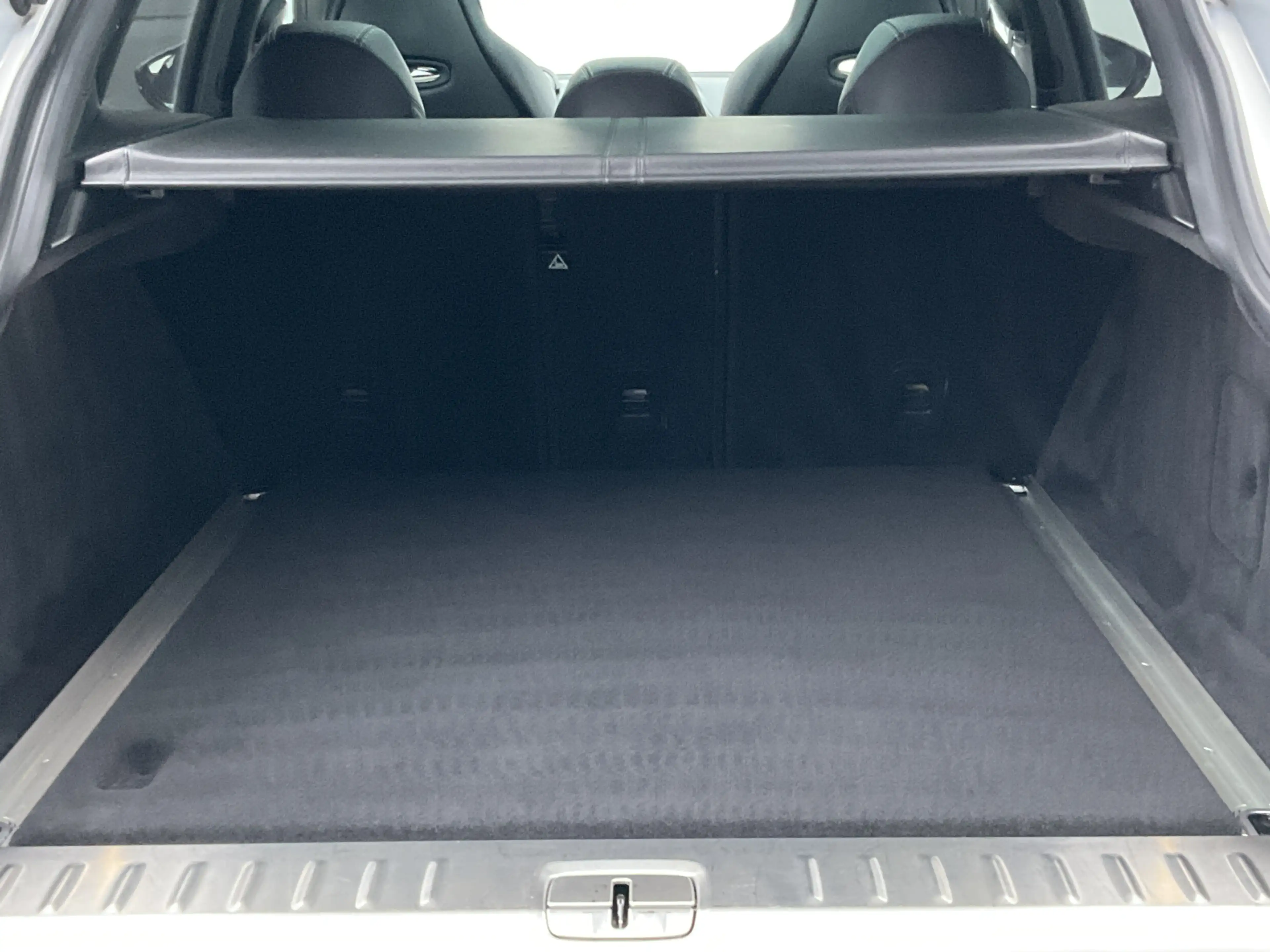 Aston Martin DBX 4.0 V8 360° Memory Stoelverw/koeling Sfeerverl Pan — photo 29