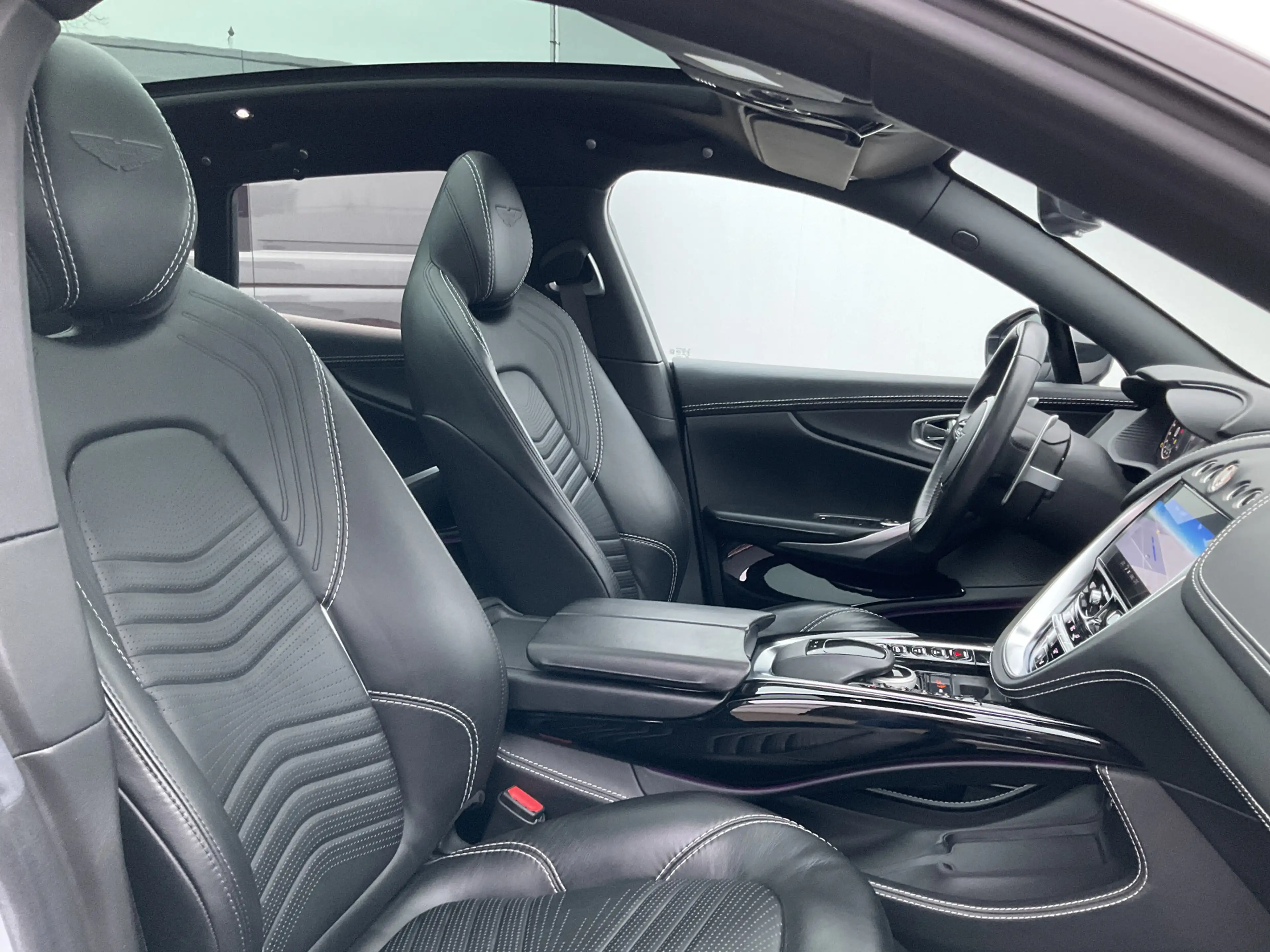 Aston Martin DBX 4.0 V8 360° Memory Stoelverw/koeling Sfeerverl Pan — photo 34