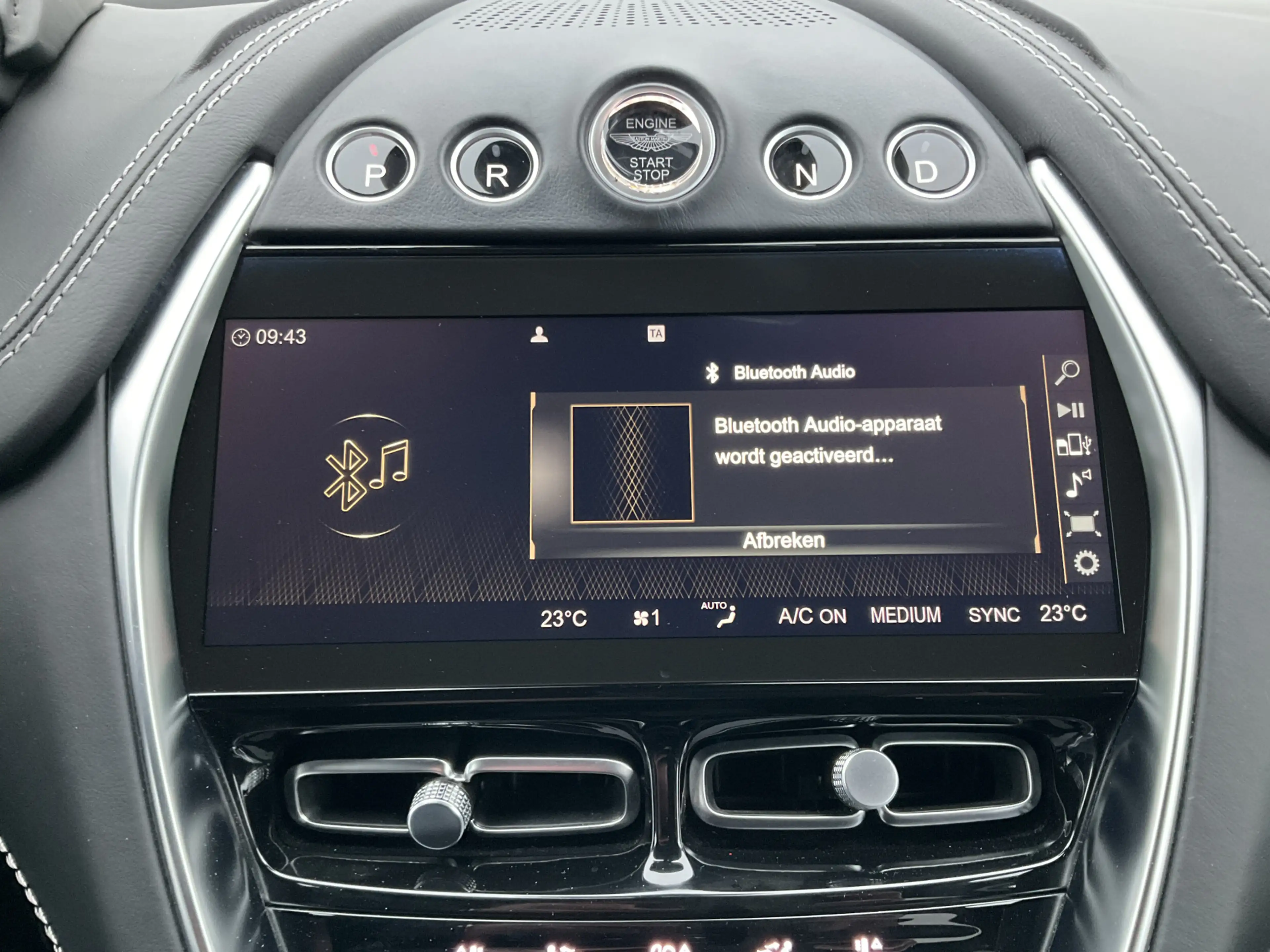 Aston Martin DBX 4.0 V8 360° Memory Stoelverw/koeling Sfeerverl Pan — photo 48