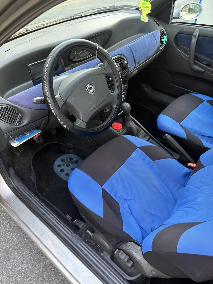 Lancia Y 1.2 8v LS c/airbag, foto 9
