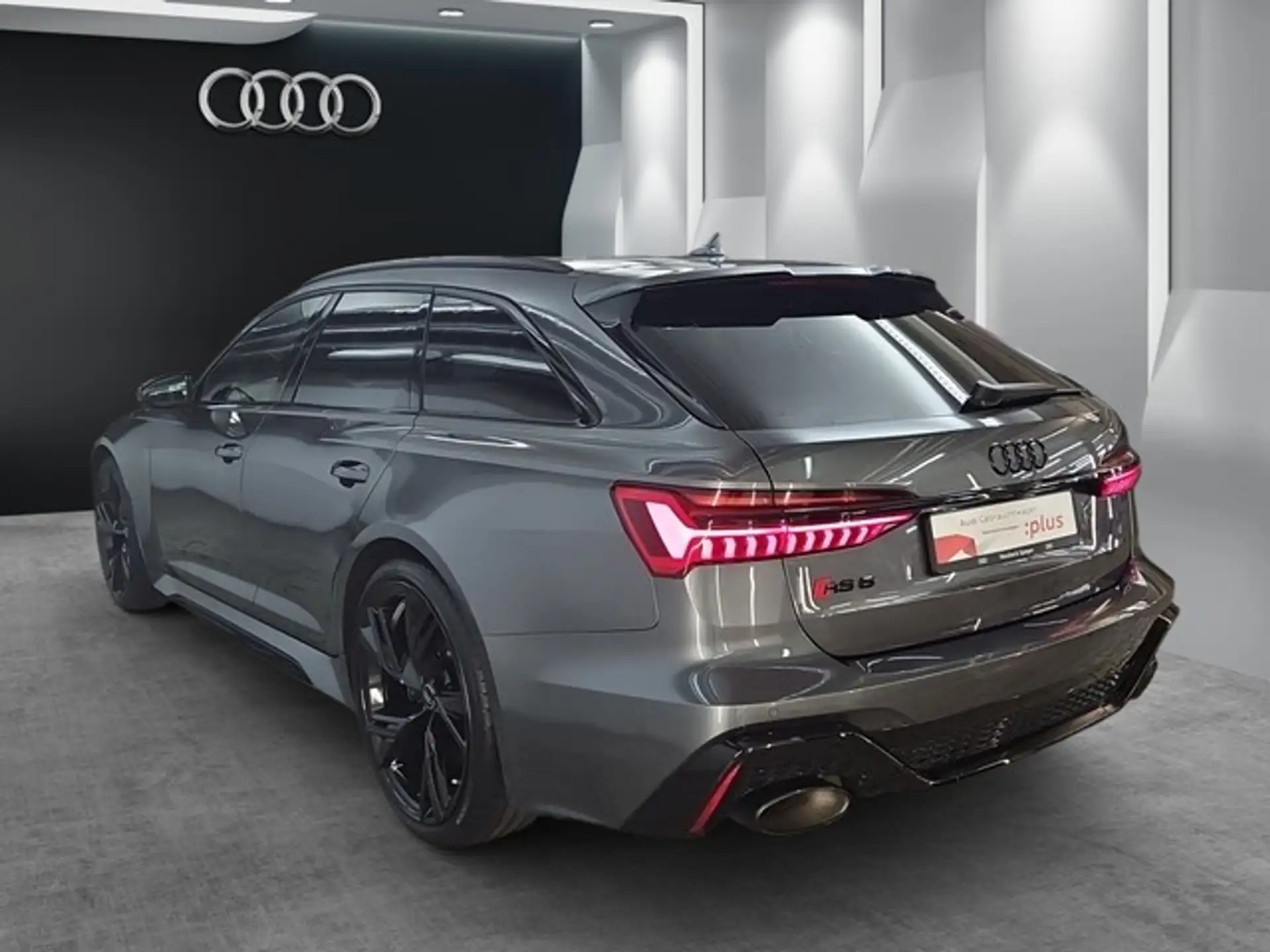 아우디 Audi RS6 4.0 TFSI 2023 블랙 사진 6