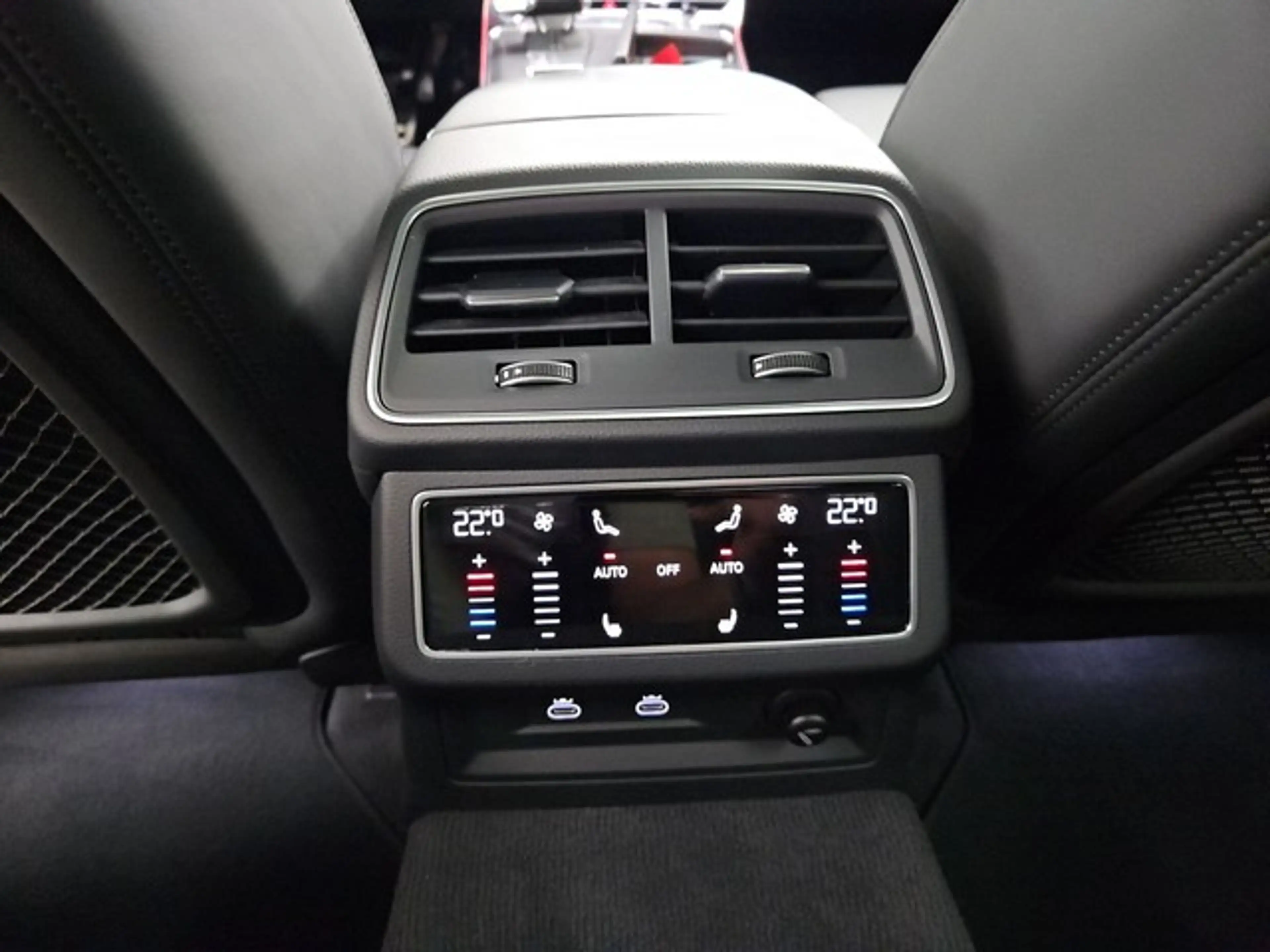 Audi RS6 RS 6 Avant AHK ACC MATRIX LED LEDER PANO KAMERA... — photo 13