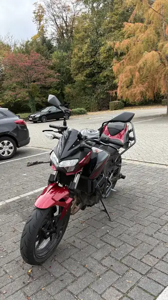 Kawasaki Z 400 - foto 2