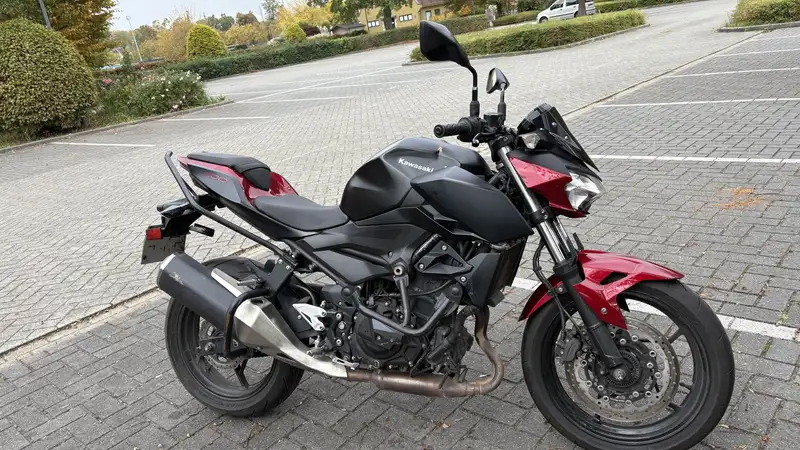 Kawasaki Z 400 - foto 8